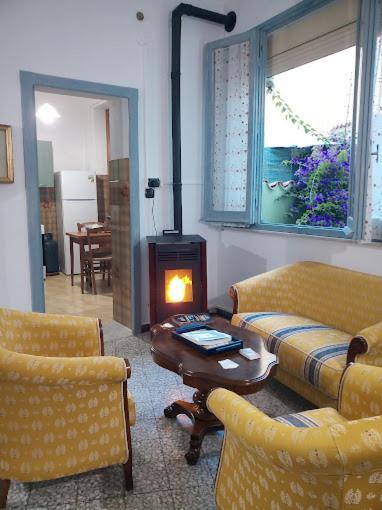 Casa Vacanze Zarinu אורגוסולו מראה חיצוני תמונה